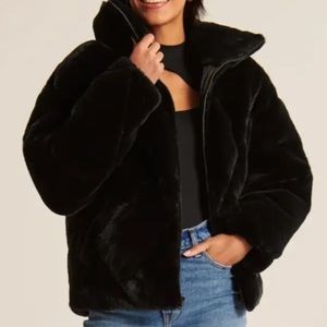 Abercrombie & Fitch Quilted Faux Fur Black Zip Up Jacket Coat, NWOT Sz S